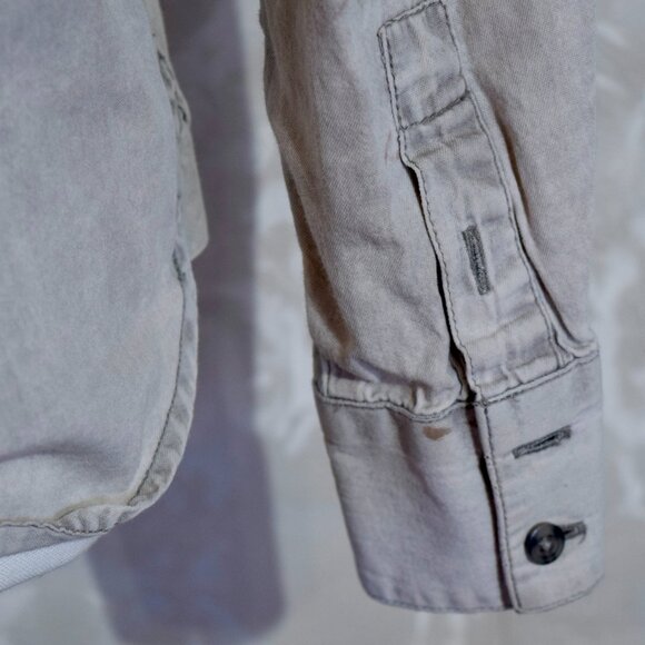 American Eagle Women's Small Light Wash Denim Button Down Shirt - Picture 5 of 5